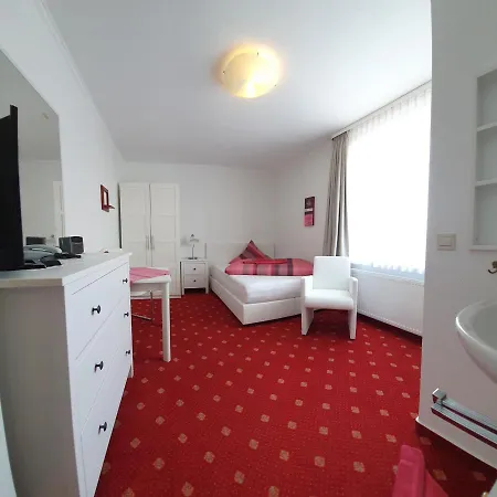 Hotel-pension Haus Hubertus Gæstehus Borkum